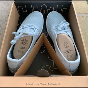 NEW AllBirds Tree Skippers in Kauri Cloud W9